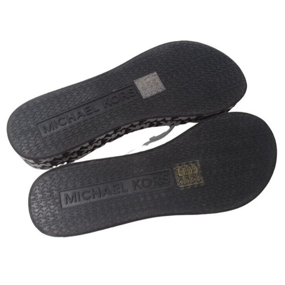 Michael Kors Bedford Sz 10 Platform Thong Flip Flops Wedge Sandals Mk Logo PVC - Picture 10 of 10